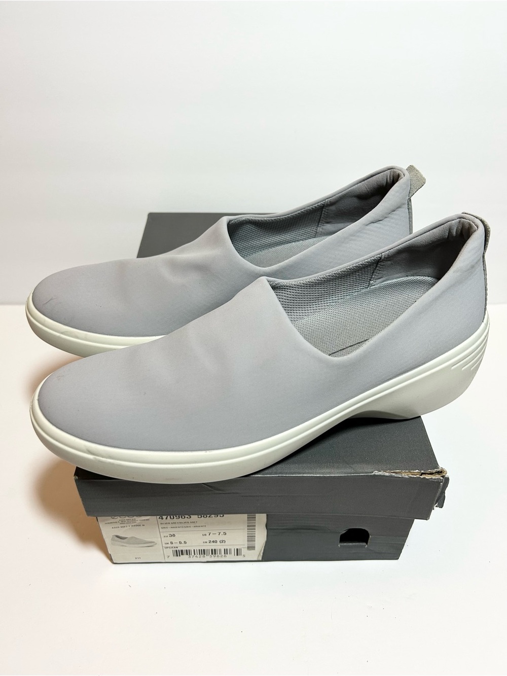 ecco Soft 7 Slip-On Comfort Women's Shoes in Light Gray 7-7.5